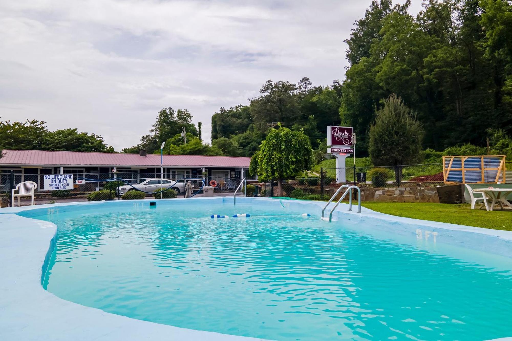 Lloyd'S On The River Country Inn By Oyo บรายซันซิตี ภายนอก รูปภาพ